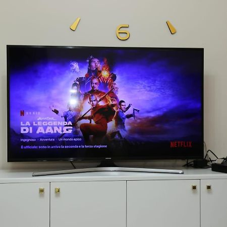 Ergi'S Host Apartment 티라나 외부 사진